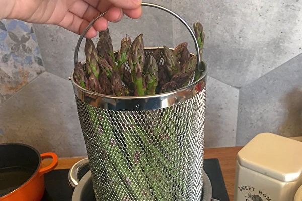 ¿Cómo preparar espárragos verdes?
