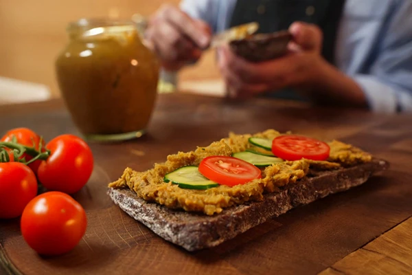Paté vegano de lentejas y calabaza en cocedor de jamón