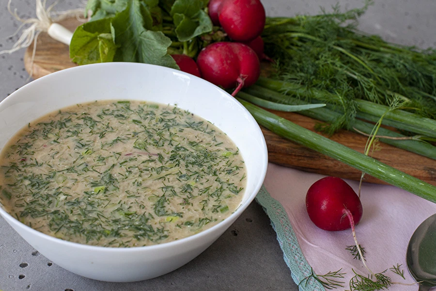 Browin Przepiśnik - Okroshka - sopa fría con kvas de pan